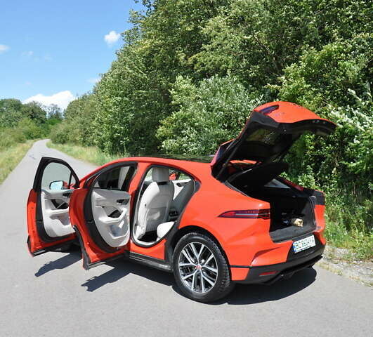 Помаранчевий Ягуар I-Pace, об'ємом двигуна 0 л та пробігом 42 тис. км за 26999 $, фото 25 на Automoto.ua