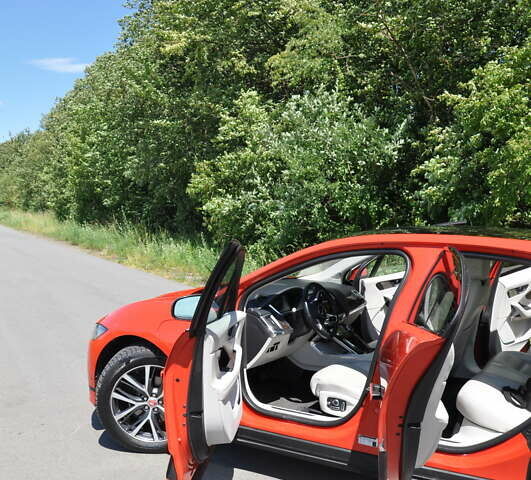 Помаранчевий Ягуар I-Pace, об'ємом двигуна 0 л та пробігом 42 тис. км за 26999 $, фото 17 на Automoto.ua