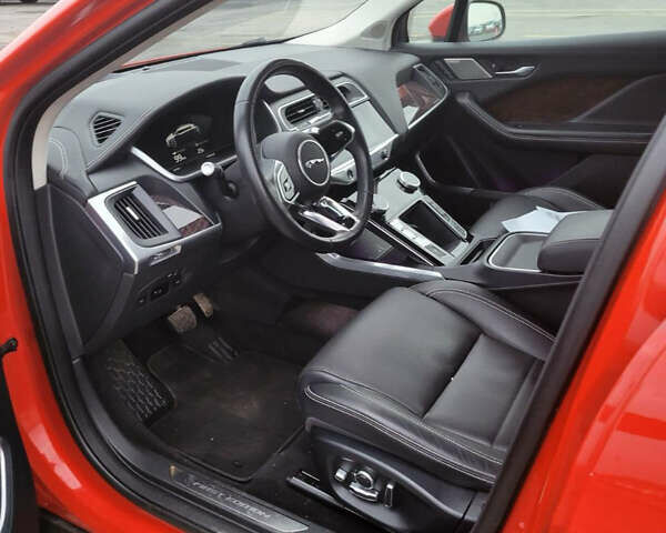 Оранжевый Ягуар I-Pace, объемом двигателя 0 л и пробегом 37 тыс. км за 42000 $, фото 5 на Automoto.ua