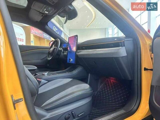 Оранжевый Ягуар I-Pace, объемом двигателя 0 л и пробегом 7 тыс. км за 29500 $, фото 5 на Automoto.ua