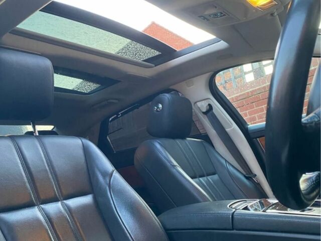 Черный Ягуар XJL, объемом двигателя 3 л и пробегом 2 тыс. км за 10500 $, фото 9 на Automoto.ua