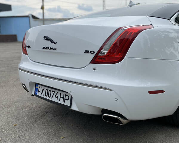 Ягуар XJL, объемом двигателя 3 л и пробегом 56 тыс. км за 25700 $, фото 10 на Automoto.ua