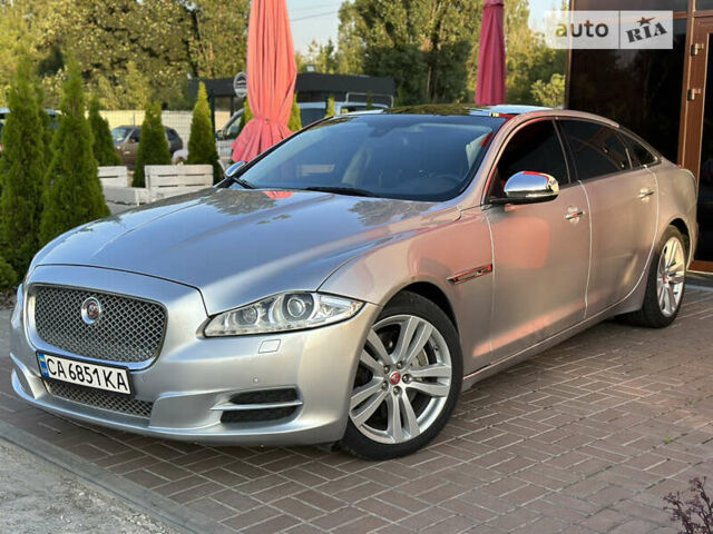 Сірий Ягуар XJL, об'ємом двигуна 3 л та пробігом 180 тис. км за 28000 $, фото 3 на Automoto.ua