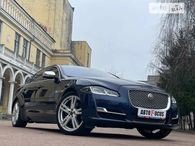 Синій Ягуар XJL, об'ємом двигуна 3 л та пробігом 95 тис. км за 30990 $, фото 4 на Automoto.ua