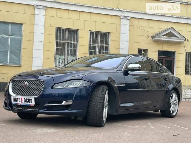 Синій Ягуар XJL, об'ємом двигуна 3 л та пробігом 95 тис. км за 30990 $, фото 11 на Automoto.ua