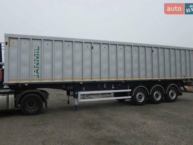 Серый Дженмил НВ, объемом двигателя 0 л и пробегом 80 тыс. км за 35000 $, фото 17 на Automoto.ua