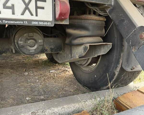 Синий Дженмил НВ, объемом двигателя 0 л и пробегом 0 тыс. км за 10000 $, фото 4 на Automoto.ua