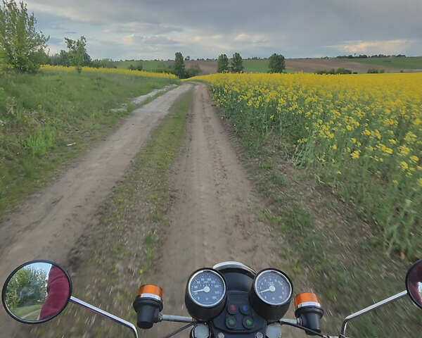 Красный ЯВА 350, объемом двигателя 0.35 л и пробегом 17 тыс. км за 1900 $, фото 3 на Automoto.ua