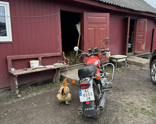 Красный ЯВА 350, объемом двигателя 0.35 л и пробегом 17 тыс. км за 1900 $, фото 1 на Automoto.ua