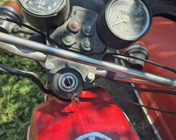 Красный ЯВА 350, объемом двигателя 0.35 л и пробегом 20 тыс. км за 1500 $, фото 3 на Automoto.ua