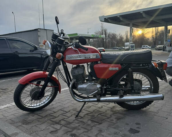 Красный ЯВА 350, объемом двигателя 0.35 л и пробегом 23 тыс. км за 1550 $, фото 1 на Automoto.ua