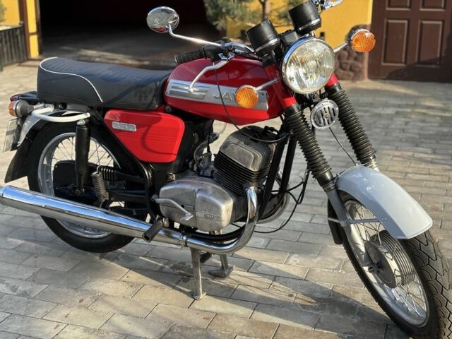 Красный ЯВА Другая, объемом двигателя 0.4 л и пробегом 20 тыс. км за 1850 $, фото 1 на Automoto.ua