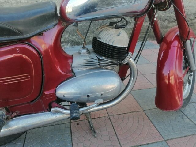ЯВА Другая 1963 в Немирове на Automoto.ua ЯВА Другая, объемом двигателя 0.35 л и пробегом 0 тыс. км за 1500 $, фото 1 на Automoto.ua