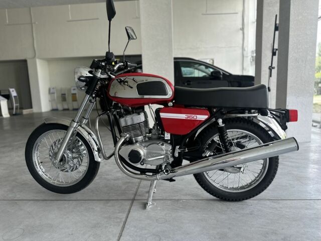 ЯВА Інша, об'ємом двигуна 0.38 л та пробігом 0 тис. км за 6380 $, фото 5 на Automoto.ua