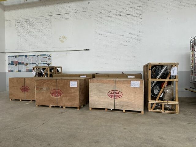 ЯВА Інша, об'ємом двигуна 0.38 л та пробігом 0 тис. км за 6380 $, фото 11 на Automoto.ua