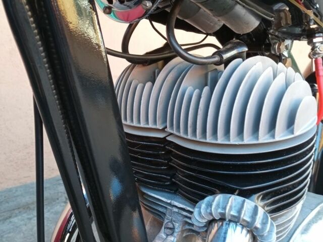 ЯВА Другая, объемом двигателя 0.35 л и пробегом 0 тыс. км за 11611 $, фото 8 на Automoto.ua