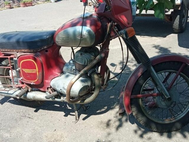 ЯВА Другая, объемом двигателя 0.35 л и пробегом 0 тыс. км за 1000 $, фото 3 на Automoto.ua