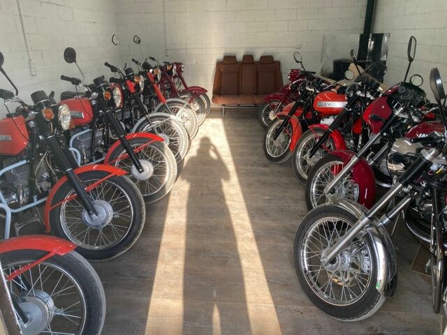 ЯВА Другая, объемом двигателя 0.35 л и пробегом 0 тыс. км за 6999 $, фото 6 на Automoto.ua