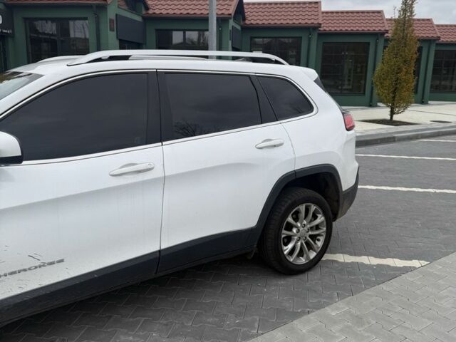Білий Джип Cherokee, об'ємом двигуна 2.4 л та пробігом 240 тис. км за 15500 $, фото 7 на Automoto.ua
