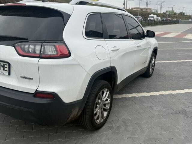 Білий Джип Cherokee, об'ємом двигуна 2.4 л та пробігом 240 тис. км за 15500 $, фото 4 на Automoto.ua