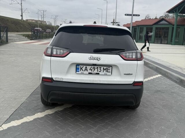 Білий Джип Cherokee, об'ємом двигуна 2.4 л та пробігом 240 тис. км за 15500 $, фото 5 на Automoto.ua
