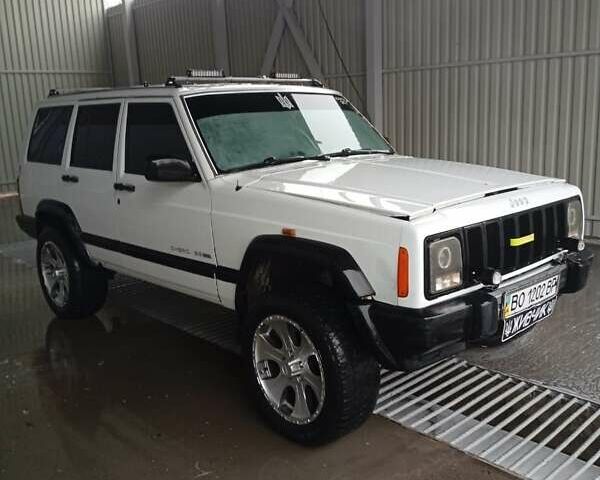 Білий Джип Cherokee, об'ємом двигуна 0 л та пробігом 300 тис. км за 4500 $, фото 1 на Automoto.ua