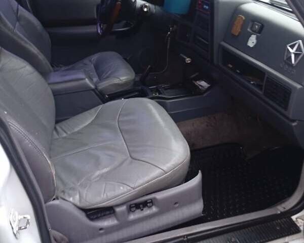 Білий Джип Cherokee, об'ємом двигуна 0 л та пробігом 300 тис. км за 4500 $, фото 5 на Automoto.ua