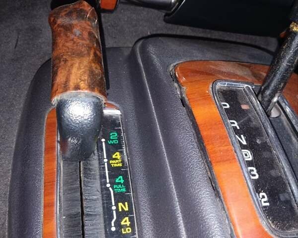 Білий Джип Cherokee, об'ємом двигуна 4 л та пробігом 200 тис. км за 5300 $, фото 18 на Automoto.ua