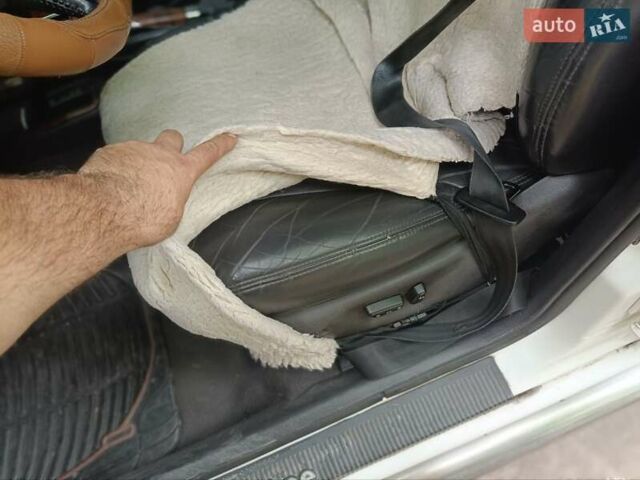 Білий Джип Cherokee, об'ємом двигуна 4 л та пробігом 200 тис. км за 5300 $, фото 32 на Automoto.ua