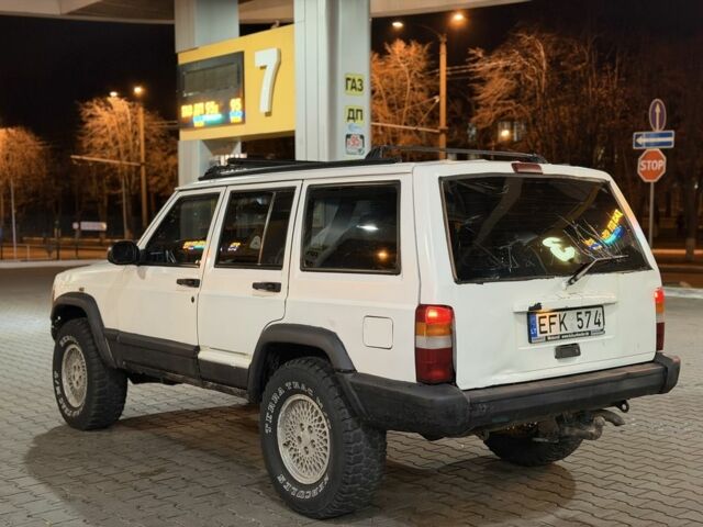 Білий Джип Cherokee, об'ємом двигуна 2.5 л та пробігом 343 тис. км за 2100 $, фото 5 на Automoto.ua