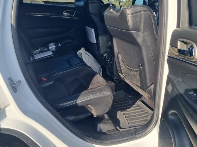 Белый Джип Чероки, объемом двигателя 3 л и пробегом 255 тыс. км за 16500 $, фото 6 на Automoto.ua