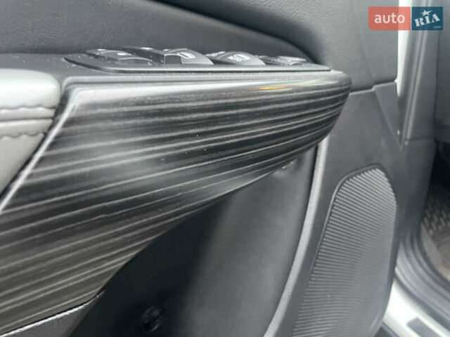 Белый Джип Чероки, объемом двигателя 2.4 л и пробегом 190 тыс. км за 12999 $, фото 31 на Automoto.ua