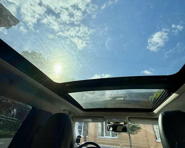 Білий Джип Cherokee, об'ємом двигуна 2.36 л та пробігом 220 тис. км за 12000 $, фото 15 на Automoto.ua