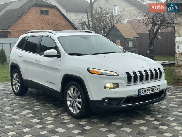 Белый Джип Чероки, объемом двигателя 2.4 л и пробегом 190 тыс. км за 12999 $, фото 5 на Automoto.ua