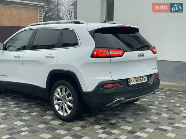 Белый Джип Чероки, объемом двигателя 2.4 л и пробегом 190 тыс. км за 12999 $, фото 17 на Automoto.ua
