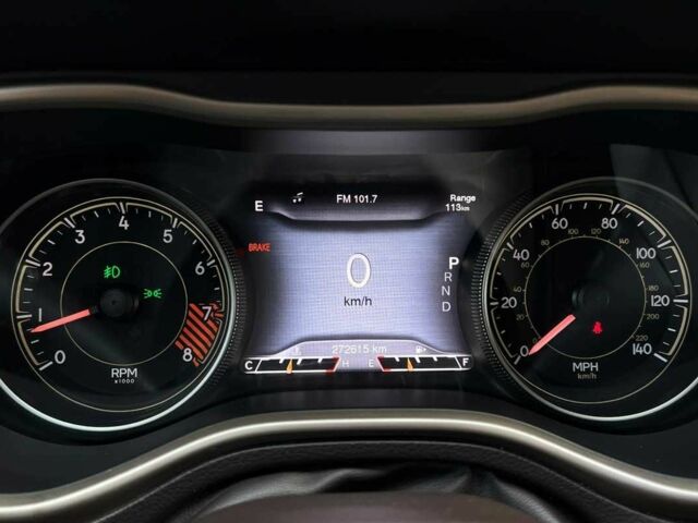 Білий Джип Cherokee, об'ємом двигуна 3.2 л та пробігом 273 тис. км за 11900 $, фото 21 на Automoto.ua