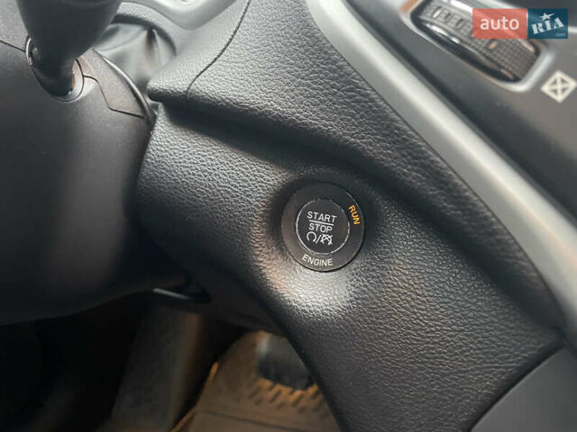 Белый Джип Чероки, объемом двигателя 2.4 л и пробегом 190 тыс. км за 12999 $, фото 47 на Automoto.ua