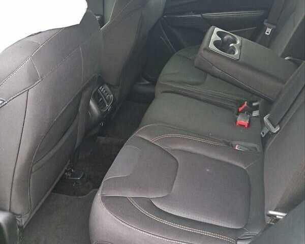 Белый Джип Чероки, объемом двигателя 2.36 л и пробегом 304 тыс. км за 11200 $, фото 6 на Automoto.ua