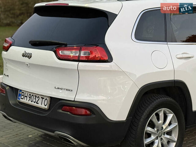 Білий Джип Cherokee, об'ємом двигуна 3.2 л та пробігом 135 тис. км за 12300 $, фото 9 на Automoto.ua