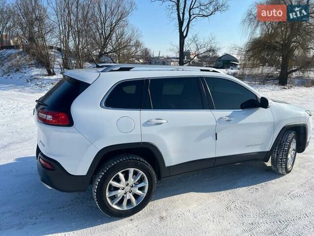 Білий Джип Cherokee, об'ємом двигуна 3.24 л та пробігом 146 тис. км за 16700 $, фото 24 на Automoto.ua