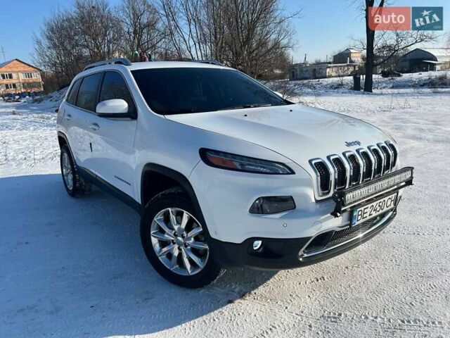 Білий Джип Cherokee, об'ємом двигуна 3.24 л та пробігом 146 тис. км за 16700 $, фото 1 на Automoto.ua