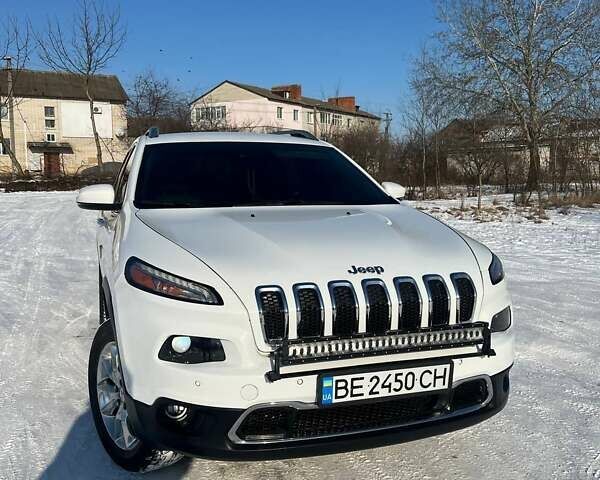Білий Джип Cherokee, об'ємом двигуна 3.24 л та пробігом 146 тис. км за 16700 $, фото 26 на Automoto.ua