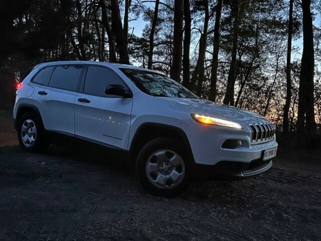 Білий Джип Cherokee, об'ємом двигуна 0.24 л та пробігом 234 тис. км за 13200 $, фото 1 на Automoto.ua