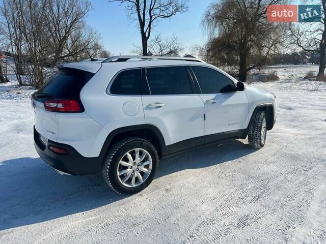 Білий Джип Cherokee, об'ємом двигуна 3.24 л та пробігом 146 тис. км за 16700 $, фото 20 на Automoto.ua