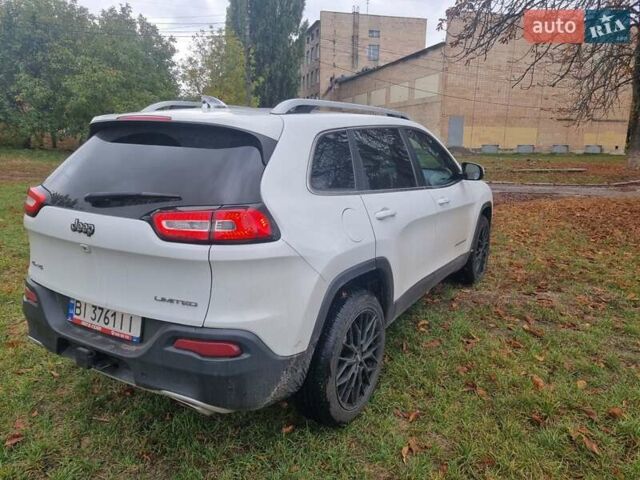 Белый Джип Чероки, объемом двигателя 3.2 л и пробегом 135 тыс. км за 14500 $, фото 8 на Automoto.ua