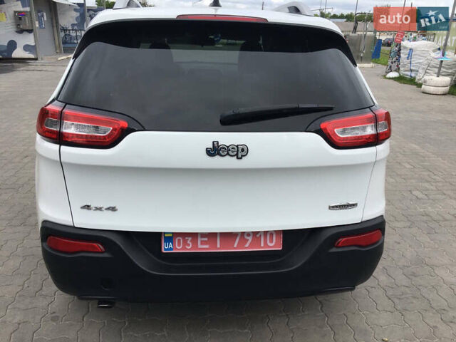 Білий Джип Cherokee, об'ємом двигуна 2.4 л та пробігом 166 тис. км за 11800 $, фото 3 на Automoto.ua