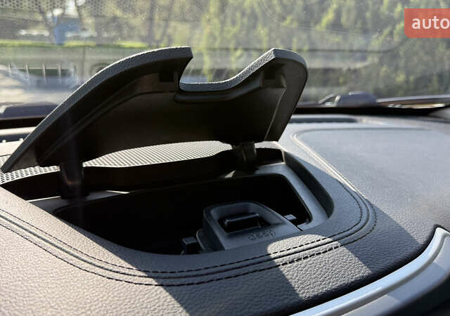 Джип Чероки 2014 в Днепре (Днепропетровске) на Automoto.ua Белый Джип Чероки, объемом двигателя 2.36 л и пробегом 359 тыс. км за 13300 $, фото 14 на Automoto.ua