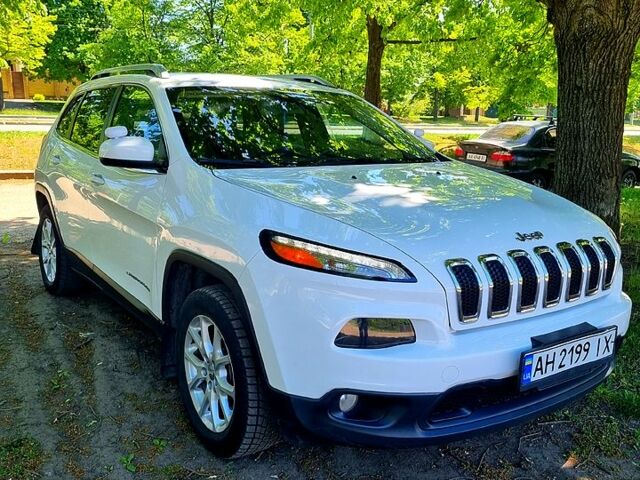 Білий Джип Cherokee, об'ємом двигуна 2.4 л та пробігом 141 тис. км за 12000 $, фото 13 на Automoto.ua