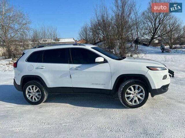 Білий Джип Cherokee, об'ємом двигуна 3.24 л та пробігом 146 тис. км за 16700 $, фото 22 на Automoto.ua