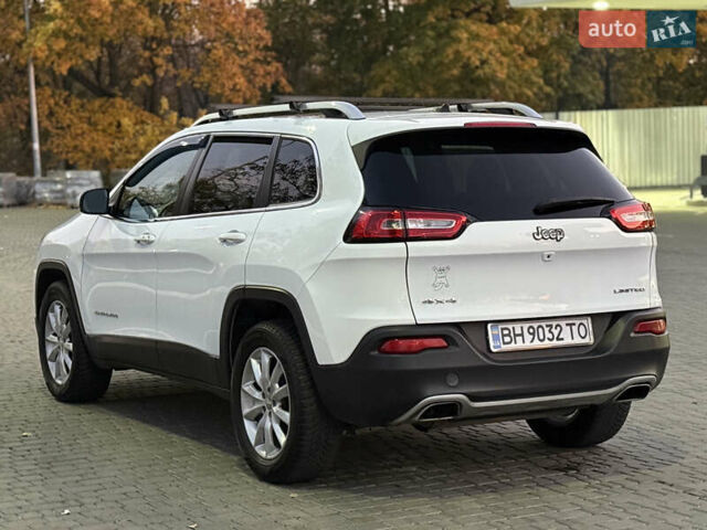 Білий Джип Cherokee, об'ємом двигуна 3.2 л та пробігом 135 тис. км за 12300 $, фото 8 на Automoto.ua
